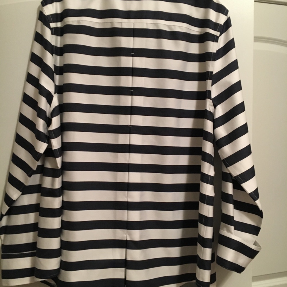 New Markdown on a Never-Worn Stripped Blouse - Picture 4 of 4